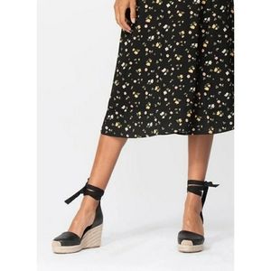 Raye Dahlia Spandrille Wedge in Black 8.5